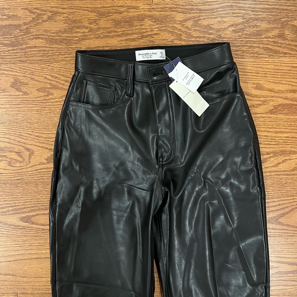 BRAND NEW The ‘90s Straight Vegan Leather Pants | Curve Love